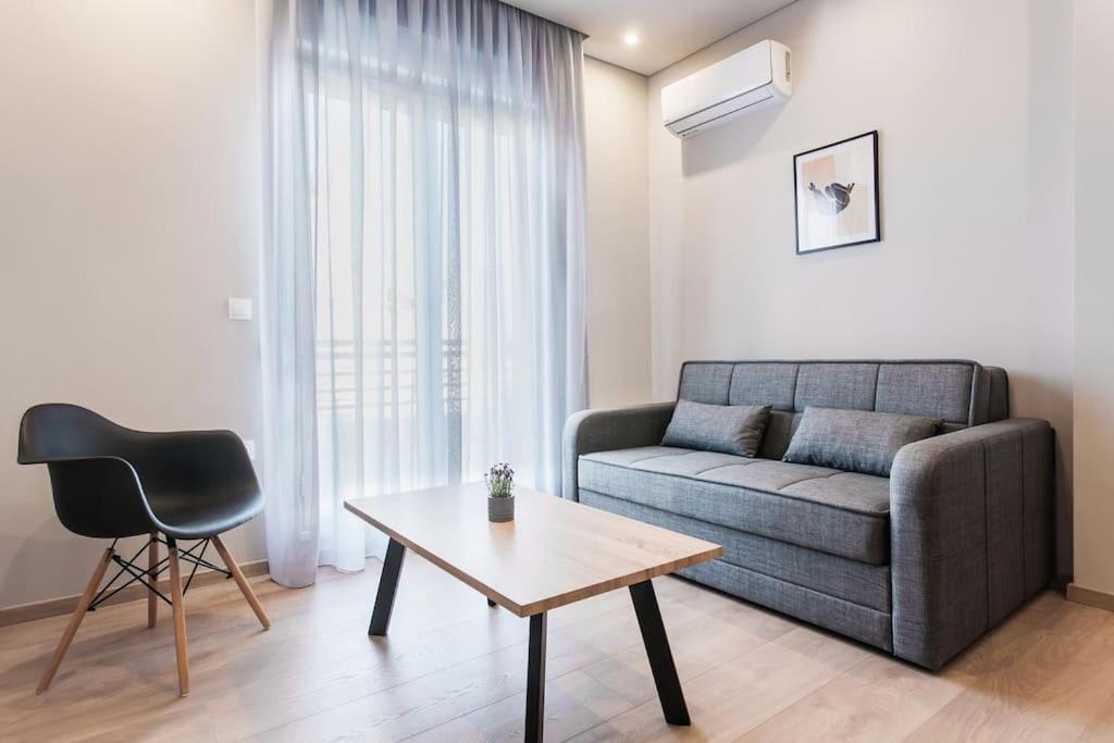 Piraeus Deluxe 2Bdr Apt - Near Metro And Port Exteriér fotografie