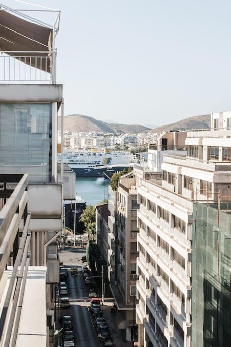 Piraeus Deluxe 2Bdr Apt - Near Metro And Port Exteriér fotografie